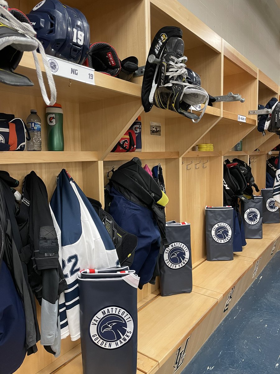Our hockey bags finally arrived and they look amazing. Thanks to Dan <a href="/BertandMacs/">Bert & Mac's SFS</a> for outfitting us with these True Hockey bags. 
#earlychristmaspresent