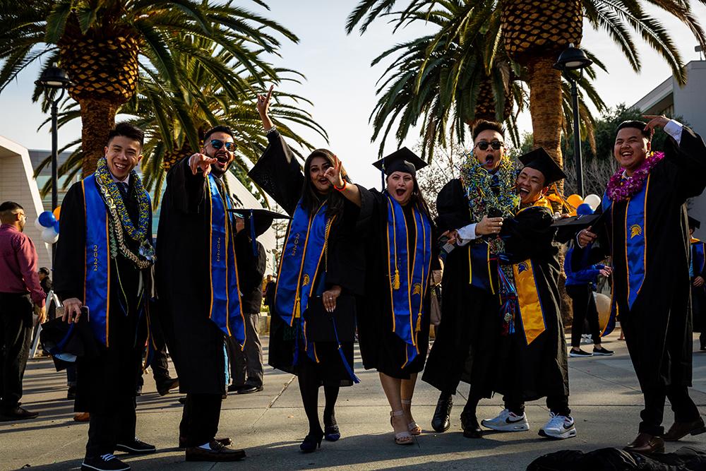 SJSU's tweet image. Happy to celebrate Fall 2022 Commencement with @LucasCollege and Graduate School of Business! 💙💛

You've persevered through so much, excited to see what you do next! 🎓

Graduation... check! ☑️ 

View the full ceremony here: ow.ly/a5aN50M5c6M #sjsubucketlist #SJSU22 #SJSU