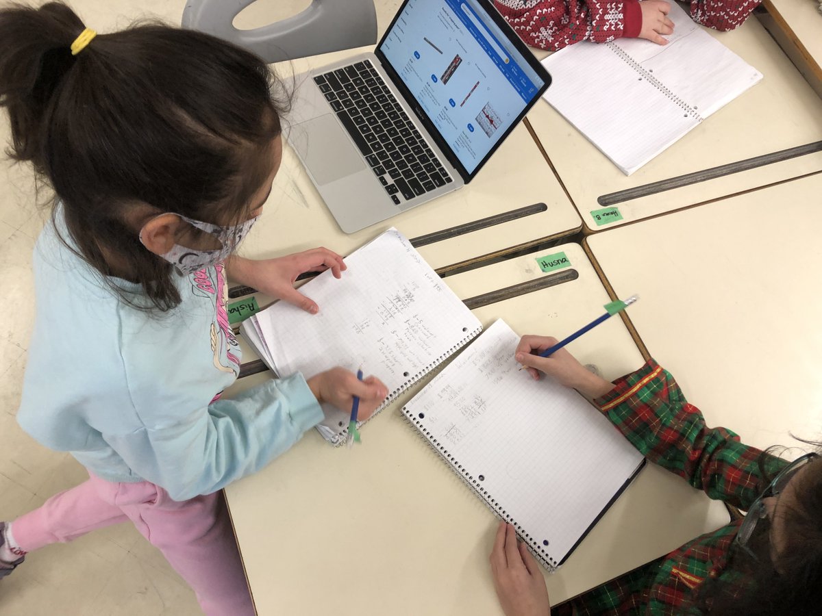 DechantsClass's tweet image. Today the Grade 4s experienced how to budget for a trip to a restaurant, to buy holiday gifts, or go shopping for groceries.  This helped them practice addition and subtraction with decimals in a fun way.