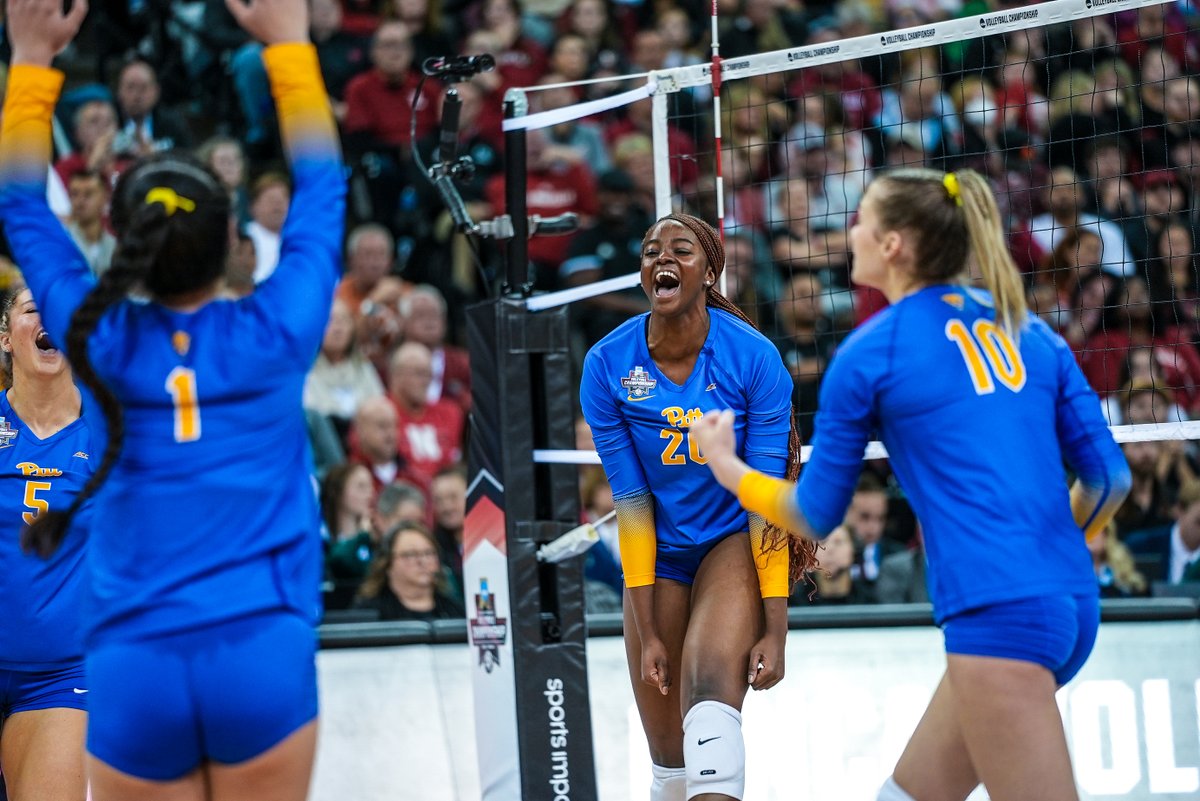 SECOND SET PITT!! Panthers bounce back to take set ✌️ 25-23!

Pitt 1 - Louisville 1
#H2P x #NCAAWVB