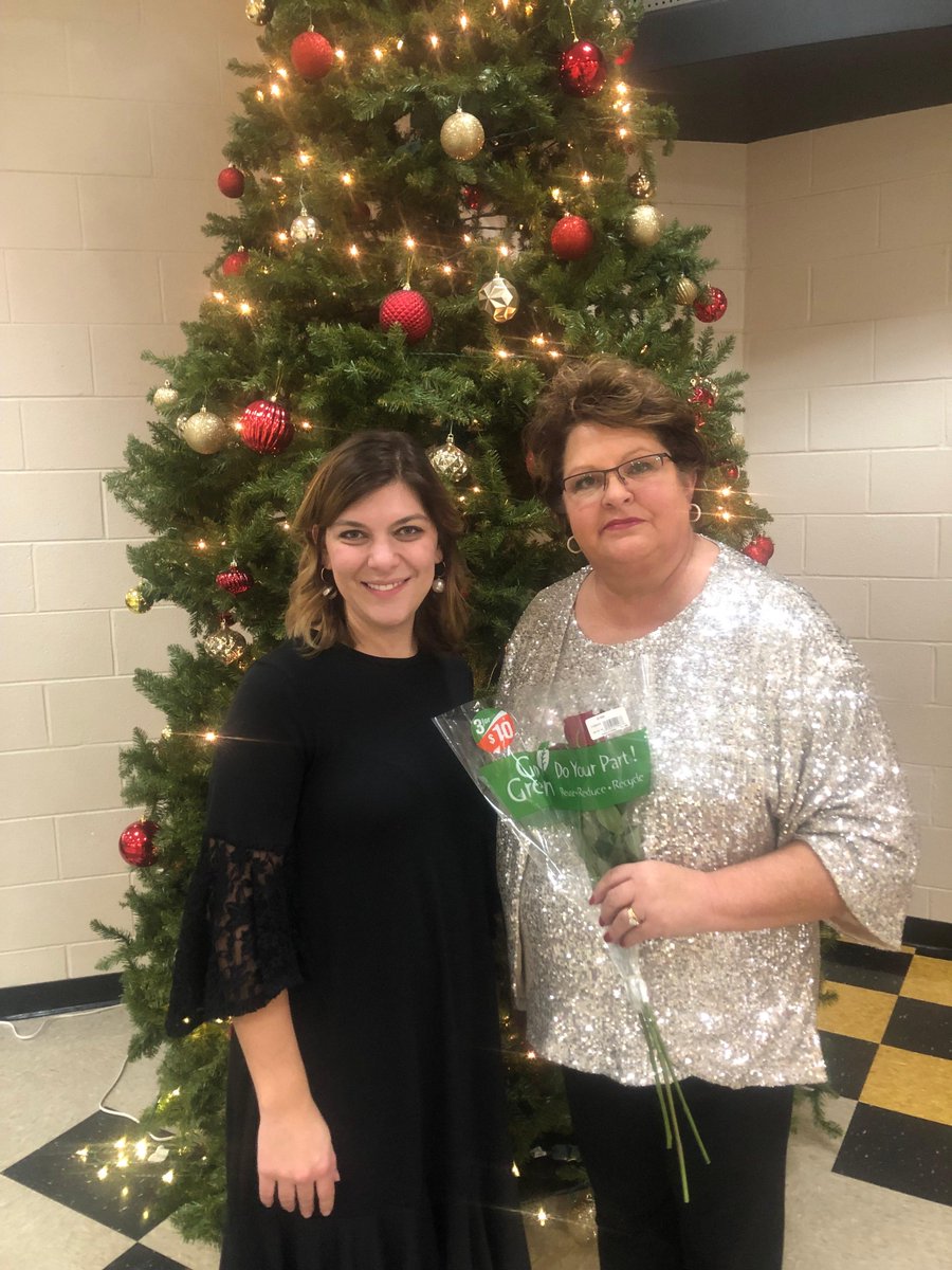 CDHS and CDMS Christmas concert was a big hit tonight! Shout-out to Mrs. Angee Woody and Mrs. Cari Allen and their students! They always put us in the mood for the holidays. 💛🖤🎼👏🏻👏🏻🎄