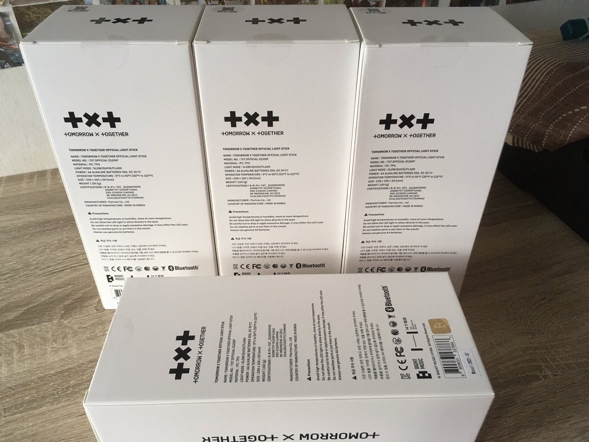 ProjectHyaKShop's tweet photo. WTS | LFB 🇵🇭

ON HAND MOA BONG
Sealed TXT Official Light stick
₱2,500.00
4 slots only
Direct from Weverse 

MOP: GCash, PayPal, Palawan Express
MOD: J&amp;T, LBC
DOO: Until OOS
DOP: PAYO

to order, comment “mine+moabong”.

dm us for more questions 
#PHKSOnHands https://t.co/Ok7FjoXlrm