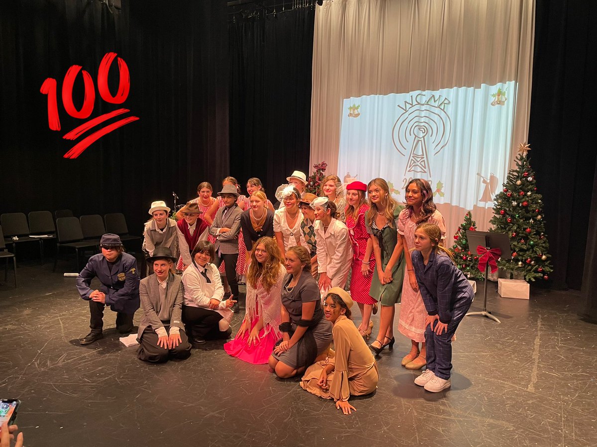 #MesaNation Drama did an excellent job tonight in the It’s a Wonderful Life Radio Program 📻🐎<a href="/nmusd/">Newport-Mesa USD</a> <a href="/Char4Nmusd/">Charlene Metoyer</a> <a href="/MesaMSPrincipal/">Principal Kwong</a> <a href="/MesaHSPrincipal/">Costa Mesa Middle and High School</a> #mesaproud