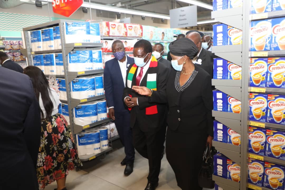His Excellency President of Zimbabwe @edmnangagwa and the First Secretary of @ZANUPF_Official officially opened the Madokero Mall yesterday. #ZIM1 #nyikainovakwanevenevayo #BrickByBrick