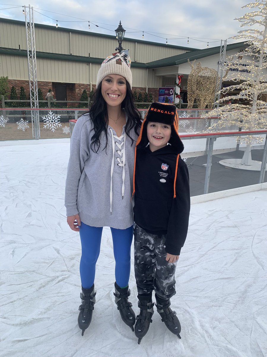 BigChiefTE's tweet image. These 2 will always be my priority #1!