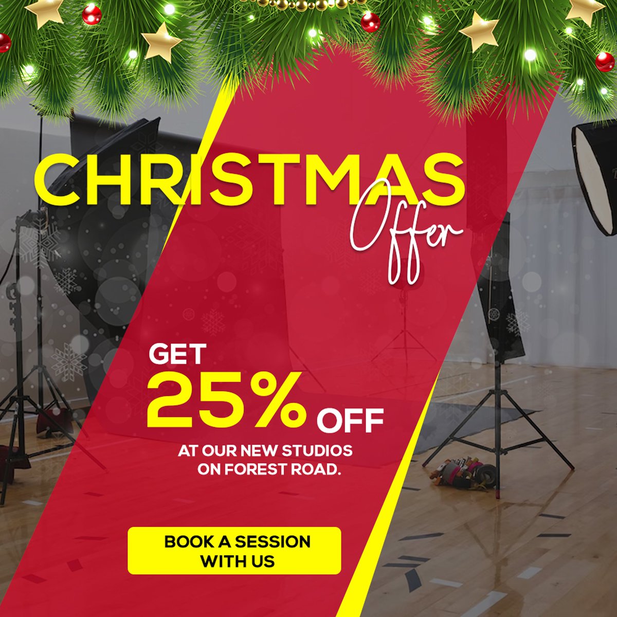 pichazawanga's tweet photo. Because of your support and love for all these years,we are giving a 25% offer to you during this festive season.
Book a session with us for your Family Christmas π photoshoots,
Naskia mapema ndio best au sio π
#ArtWithAHeart
#PzwCreatives
#PichaZaWangaNation https://t.co/7ZglA2Z3ts