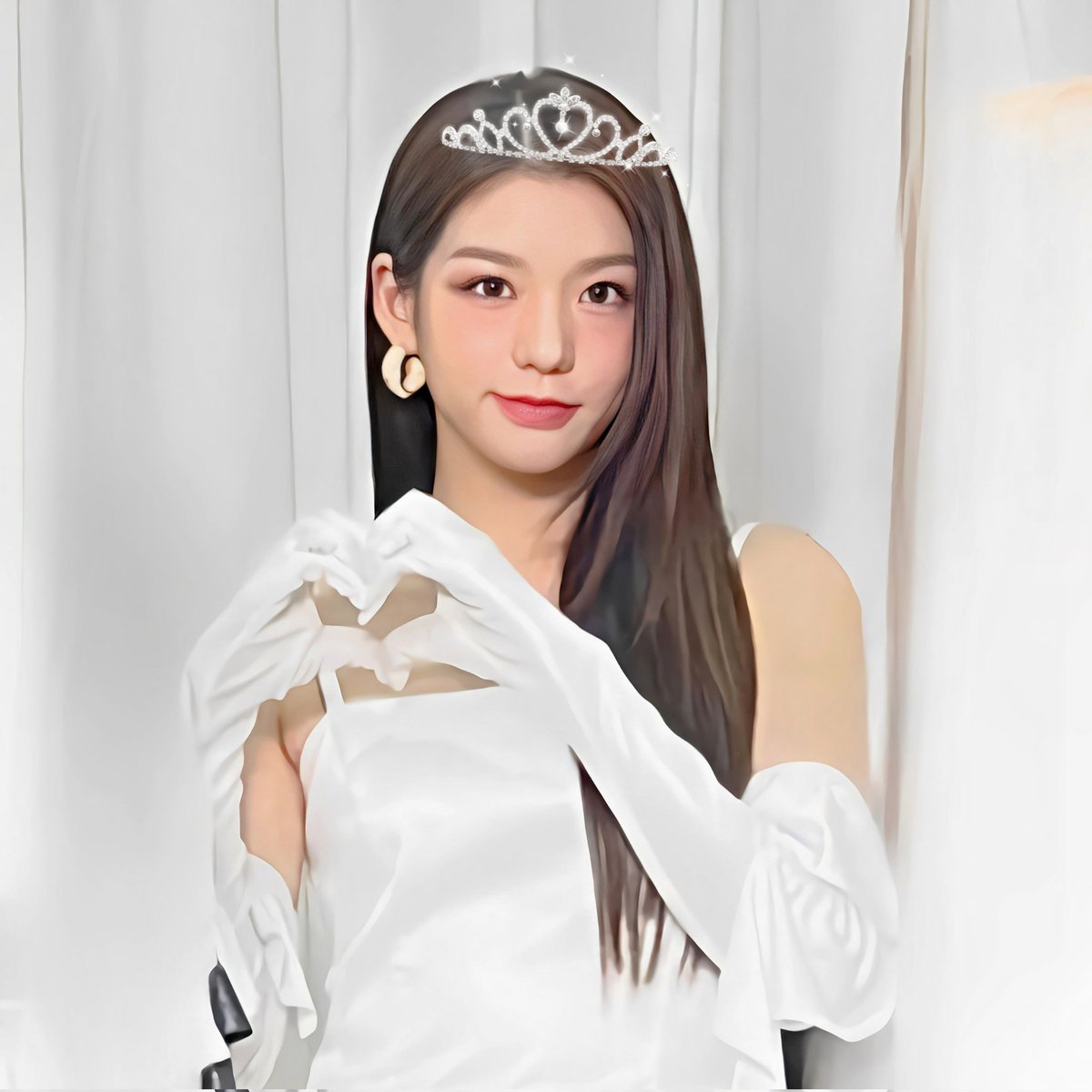 Soodamfiles's tweet photo. Our queen, #SOODAM 👸

Edit by @Soodamfiles
#수담
#이수담
@5ecretNumber  
#SECRET_NUMBER 
#시크릿넘버 
#SECRETNUMBER_TAP https://t.co/OgzoTFNnpM