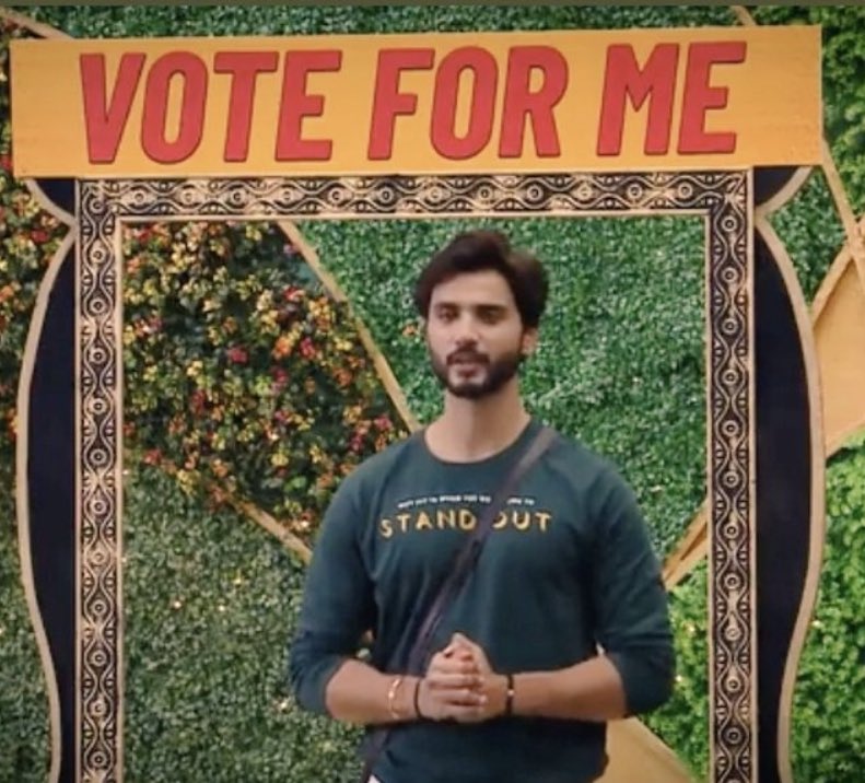nirvana_vibes's tweet photo. My Last Day Votes #VoteForRohit
#Rohit Praying for you to reach Top 3🤞, and if and when Suitcase offers, GRAB IT & GO!!! DON’T BE DIPLOMATIC!!🤞🙏🏼👍👍 @rohitsahni25 @Marinasofficial
#BiggBossTelugu6 #BiggBoss6Telugu https://t.co/4YFPqvlA5q
