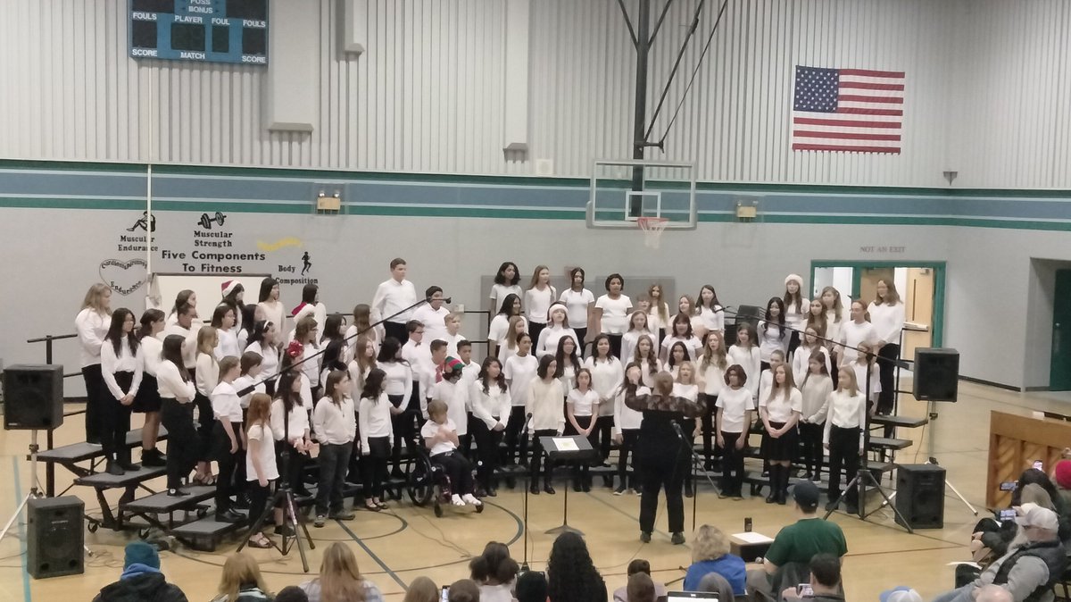 suptfinch's tweet image. Over half of all sixth grade students in West Valley performed in band or choir (some in both groups!) at tonight's concert! Awesome turn-out by family members! What a night! 🎉 @WVSD208