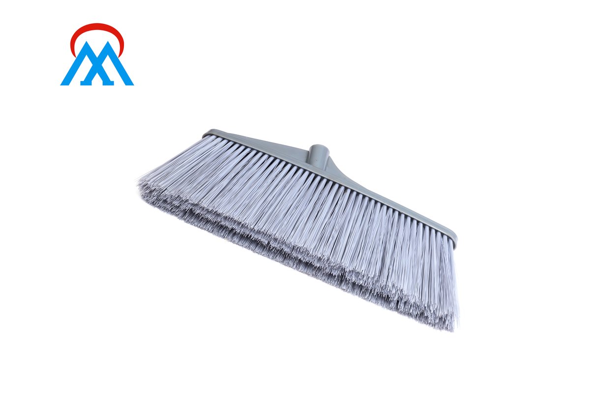 MXBrushmachiner's tweet image. 2 Axis Brushes Making Machine

With one tufting heads, independent 2 axis motion, it used for the ONLY flat brush machines.

The speed is in 7-8 holes/sec. High productivity: 2500 pcs around.

Learn more: mxbrushmachinery.com/2-axis-brush-m…

#brushmakingmachine #broommakingmachine