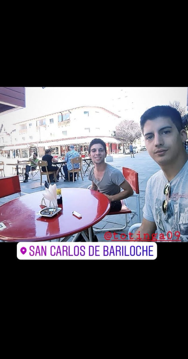 AgusDigregorio's tweet photo. Te pedí toda la vida que no me faltes, que te quedes conmigo porque eras mi pilar, porque eras el de espada mi otra mitad. No sé cómo seguir sin vos, ilumíname porque te juro que no se, lo único que se que se fue mi otra parte, te amo para siempre hermanito mio ♥️ https://t.co/9etb3q5Iux