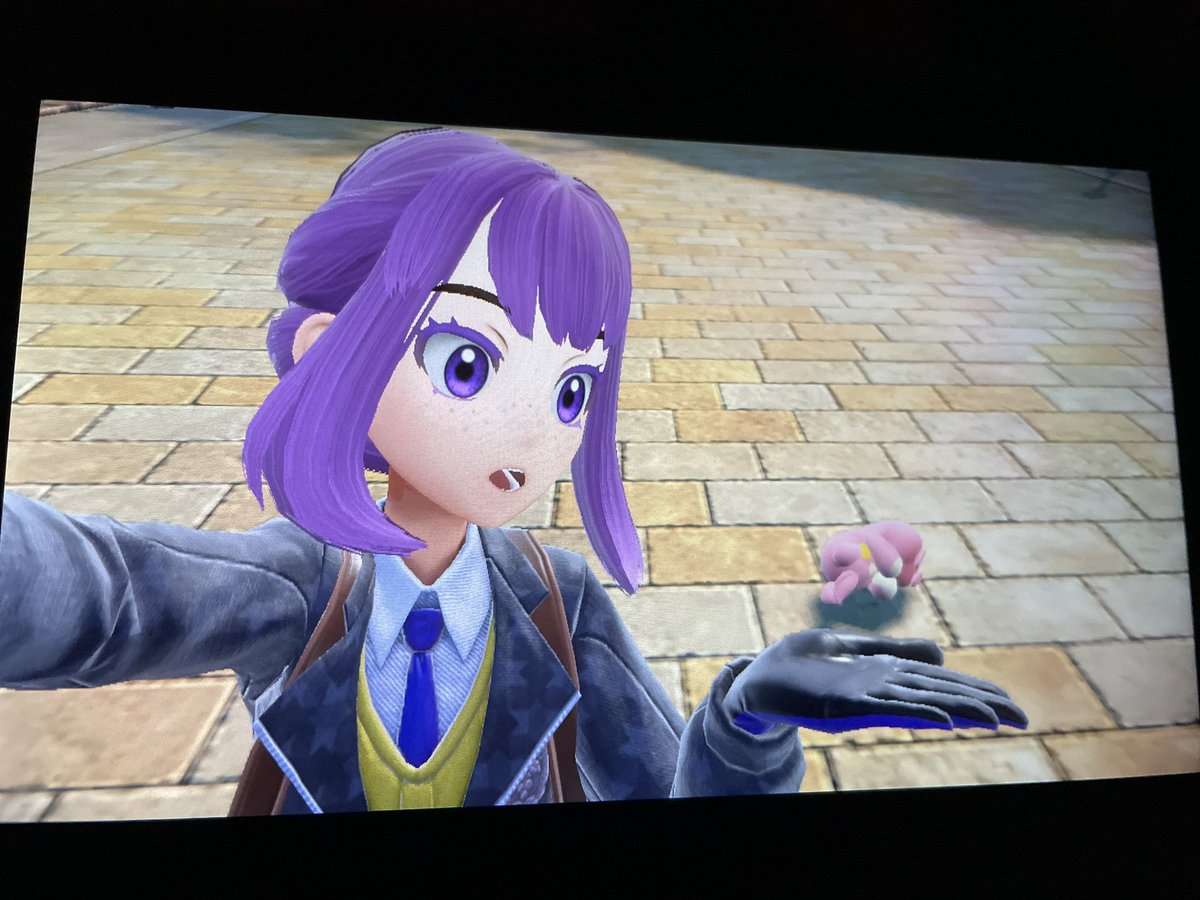 Isn’t sleeping Ketchup the cutest thing 😍
#pinkbean #ketchupthepawmo #pokemonviolet