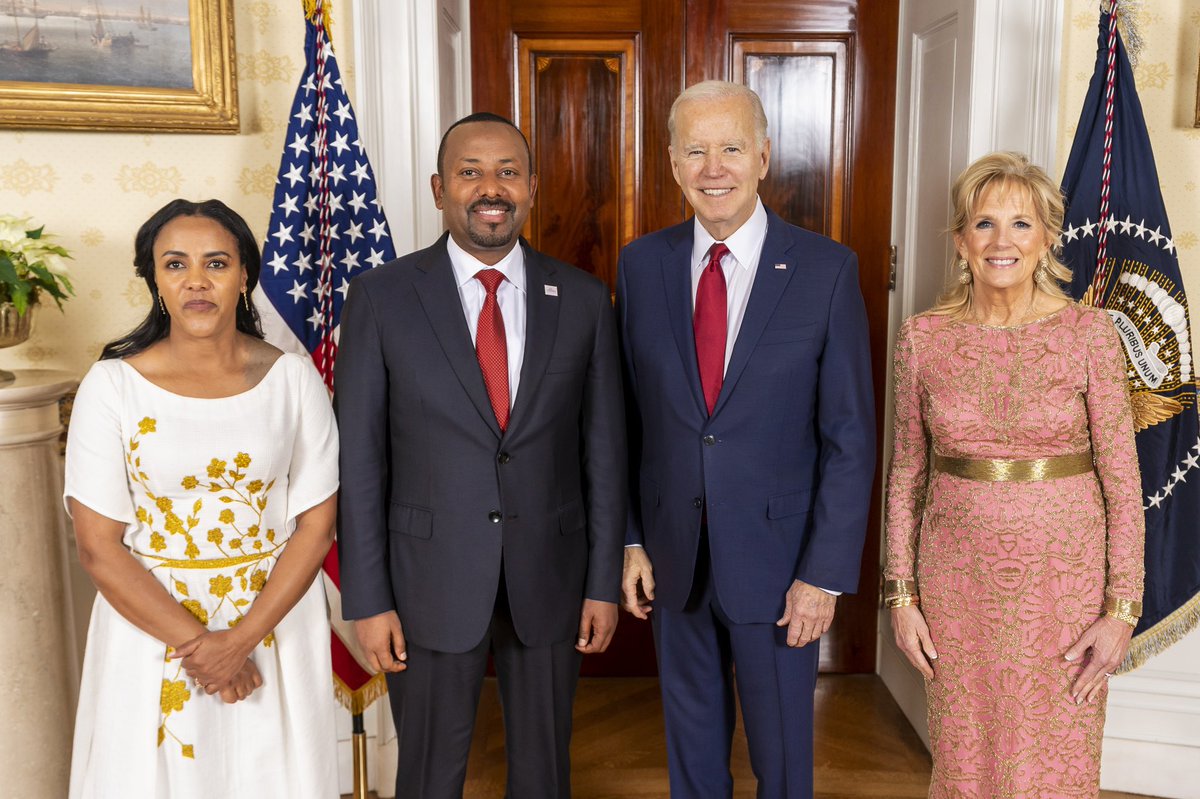 galifuad2's tweet photo. Always you should have to win in mindset not in weapons #Abiy👏👏👏 https://t.co/EM5WQjNnCz