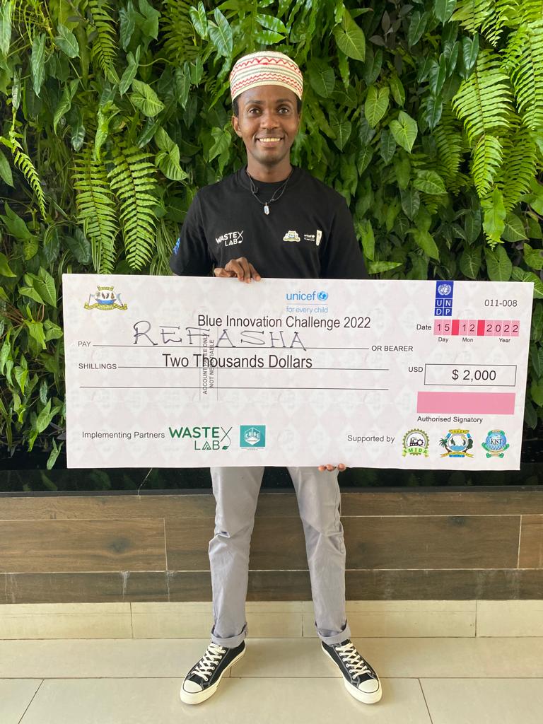 UNDP Tanzania (@undptz) on Twitter photo Congratulations go to Ghalib of @Refashaproducts for being chosen as the 3rd Blue Innovation Challenge winner, receiving USD 2000 to help him scale up his innovative business in effective waste management by creating beauty products from seaweed. <a href="/UNDPClimate/">UNDP Climate</a> #ZeroWaste Congratulations go to Ghalib of @Refashaproducts for being chosen as the 3rd Blue Innovation Challenge winner, receiving USD 2000 to help him scale up his innovative business in effective waste management by creating beauty products from seaweed. <a href="/UNDPClimate/">UNDP Climate</a> #ZeroWaste