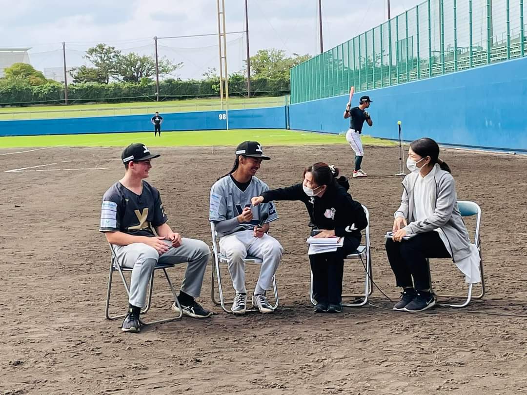 BpAnnounce's tweet photo. #JAPANWINTERLEAGUE2022 ⚾✨
フードサプライヤーのイチバノマエ様からタコライスを提供いただき皆で美味しくいただきました☺️
ウィンターリーグもあっという間に残り半分になりましたが後半から参加の選手もいらっしゃるので、是非YouTube配信や球場に足を運んでご観戦ください😊🎤 https://t.co/YVbE5tfTFB