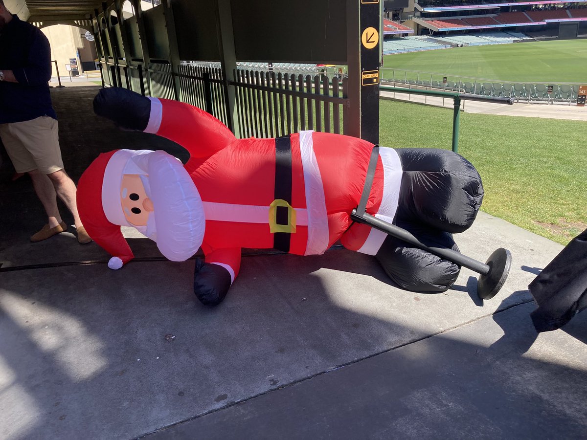 Dr Carly Rosewarne tweet media