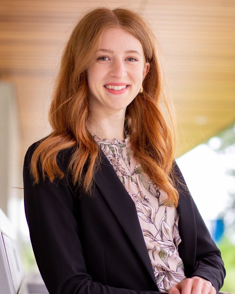 Hannah Dubney (MASLM student) was recognized for research excellence at the 2022 BC Protect Areas Research Forum. She was the inaugural recipient of the Pam Wright Award for excellence in social science research.