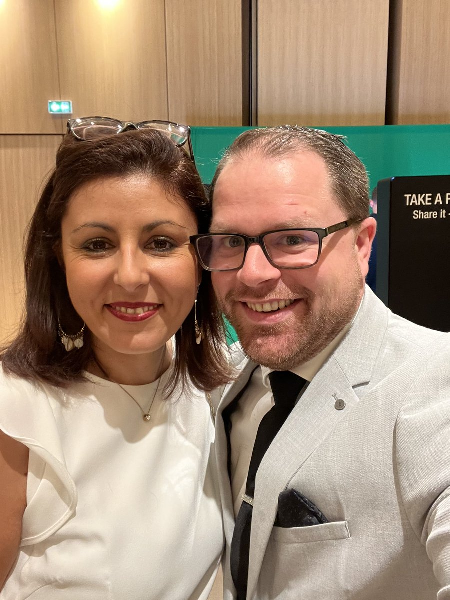 🤩 Quand je vous dit que ce n’est que des amoureux de la #cotedazurfrance les soirées <a href="/VisitCotedazur/">Côte d'Azur France</a> 😍 #digitalafterworks #AnantaraPlazaNice <a href="/N_Dalmasso/">Nathalie Dalmasso</a> <a href="/MickaelMugnaini/">Mickaël Mugnaini</a> <a href="/JeromeMorroni/">JeromeMorroni</a>