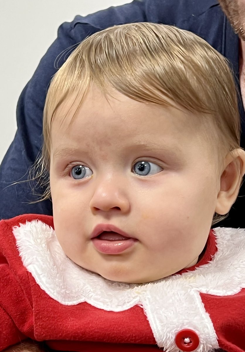 Couple excited for first Christmas with new baby Liam 🎄💜🤩bristolpost.co.uk/news/bristol-n…