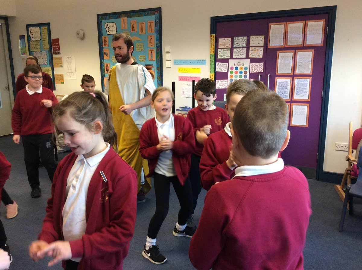 StMary_ofAngels's tweet photo. Year 4 are having an amazing time with @PastProductions learning more about Ancient Greece! https://t.co/FoekyNCNJv
