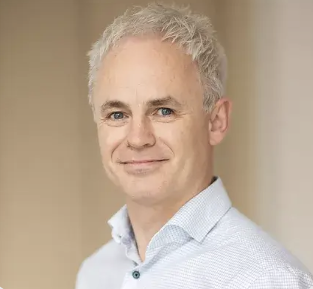 ChangeoverLtd's tweet photo. Paul Lavery was appointed in January 2022 as Non-Exec Finance Director.  Paul has been a chartered accountant for over 20 years, with significant experience in CEO and CFO roles.

He has led on M&amp;A transactions with a combined EV of c. £150m together with associated debt raising. https://t.co/U2Mw1qiQQB