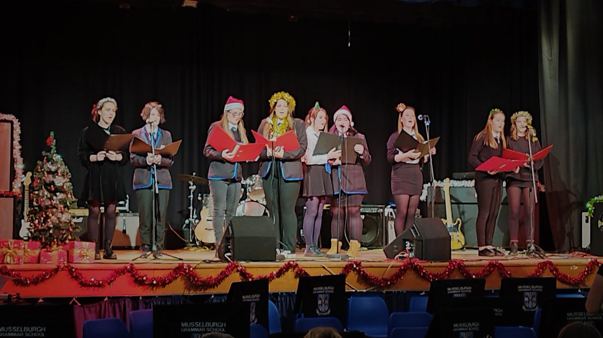mgsmusic's tweet photo. The photos begin! Here are the Junior choir and the Senior Choir, both led by Miss Funk. Extra kudos to the Juniors for their Sign Language during Rudolph the Red-Nosed Reindeer! 🎄🎅🏻 https://t.co/WyygM0kubs