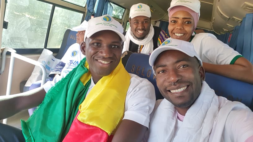 panegmv's tweet photo. Activités de la #CaravaneVerte @GreenWallAfrica à #Widou avec @asergmv :
➡️Visites de parcelle de gomme arabique et de réserve naturelle communautaire de Koyli-Alpha ➡️Communications sur l’approche GRN + l’éco-citoyenneté, ➡️Sport.
#Sahel #GrandeMurailleVerte 
#EtapeSénégal https://t.co/Zmfsr8YoqT