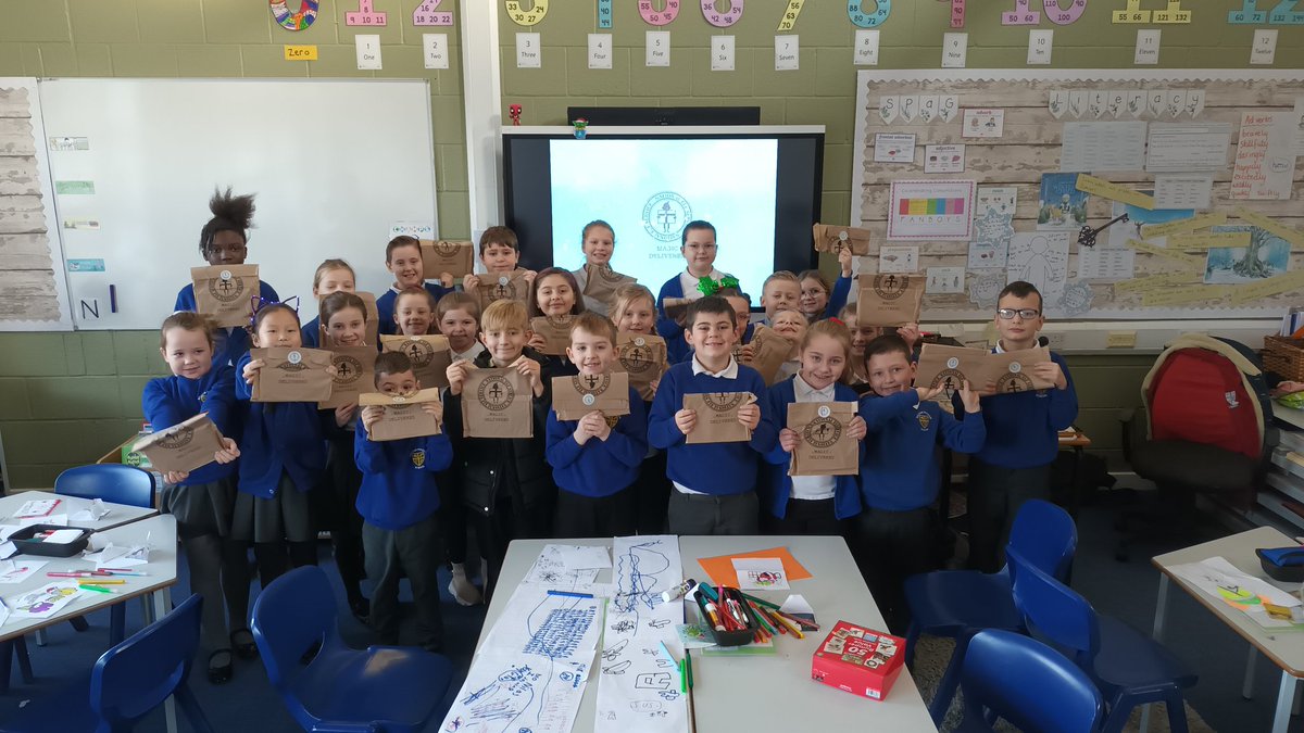 MrMillington_WS's tweet photo. #magicdelivered @school_ws https://t.co/Yfu95I8sE2