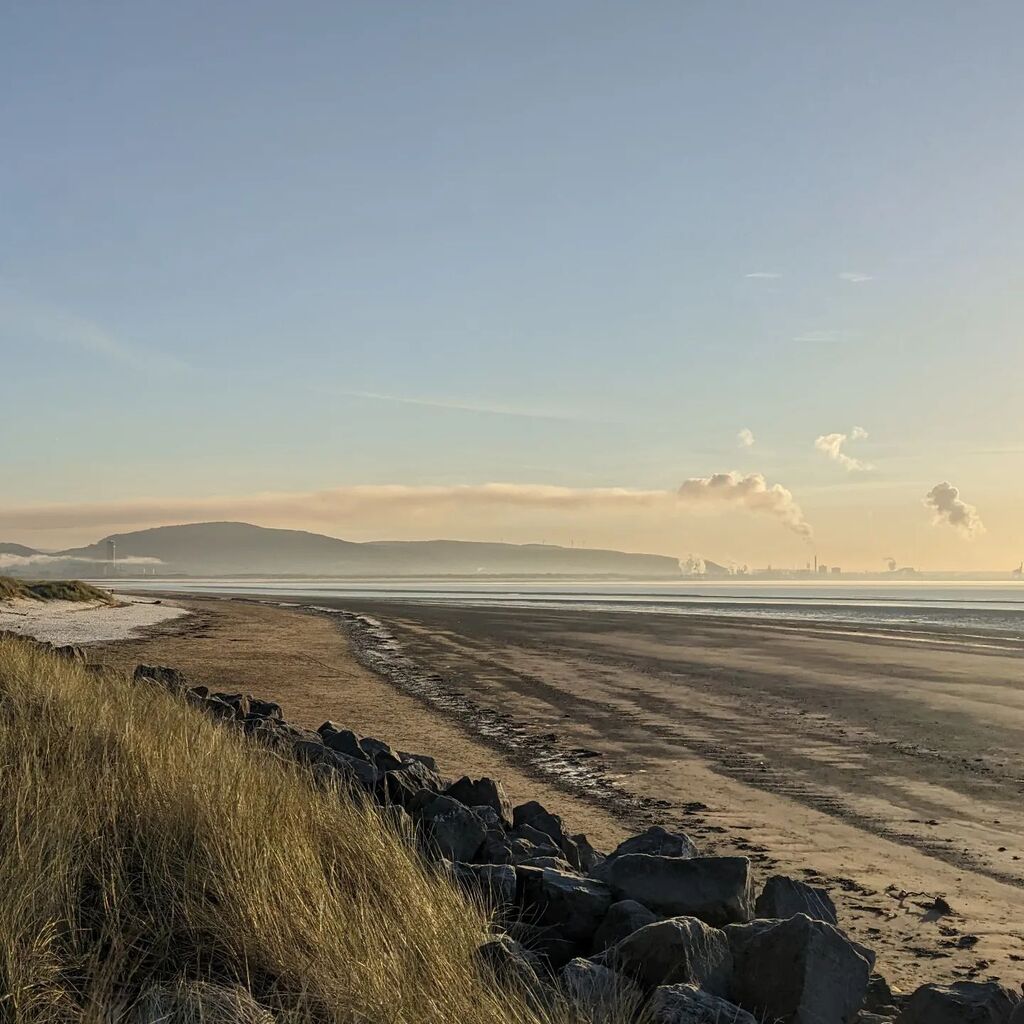 Cloud factories feel quite ghibli to me instagr.am/p/CmOVO4mtP9n/