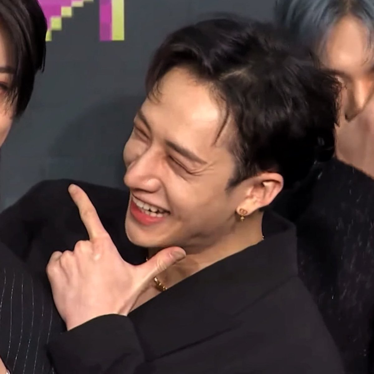 captainCB97s's tweet photo. BANG CHAN’S BEAUTIFUL SMILE, HE’S SO PRECIOUS https://t.co/KNH3H3LgKO