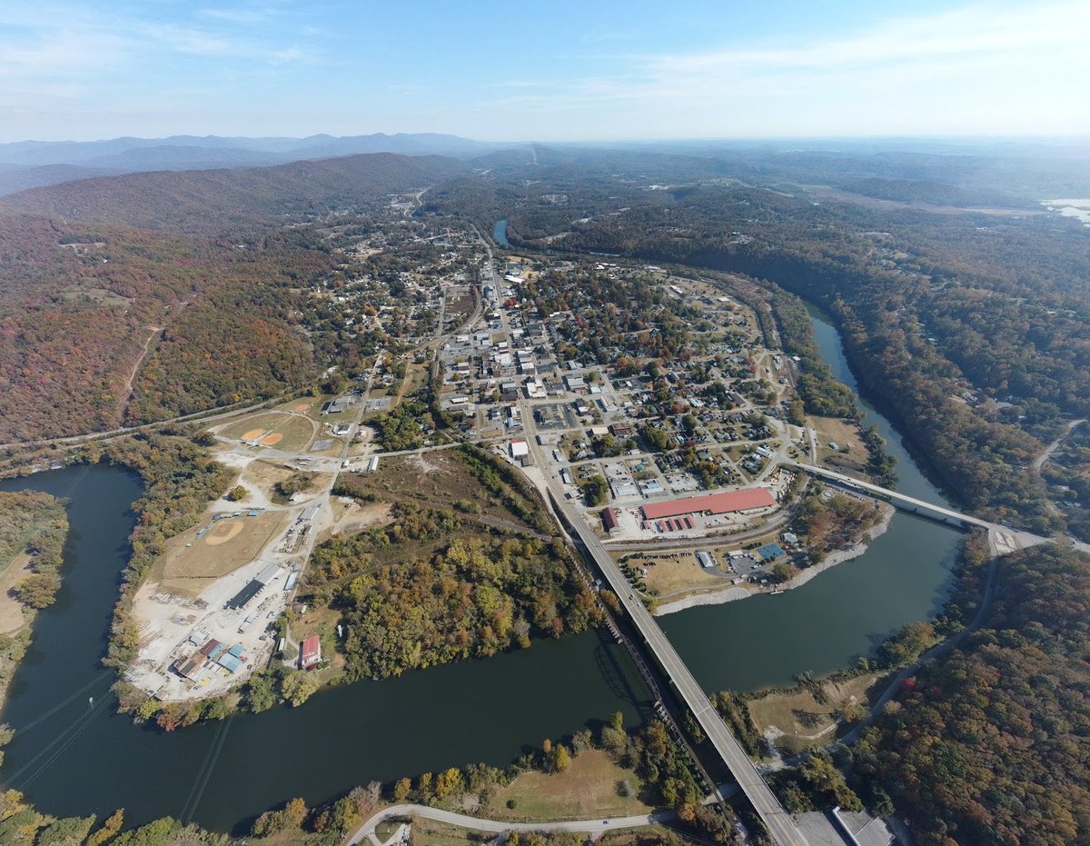 New town every hour on Twitter "Harriman, Tennessee Population 22,708