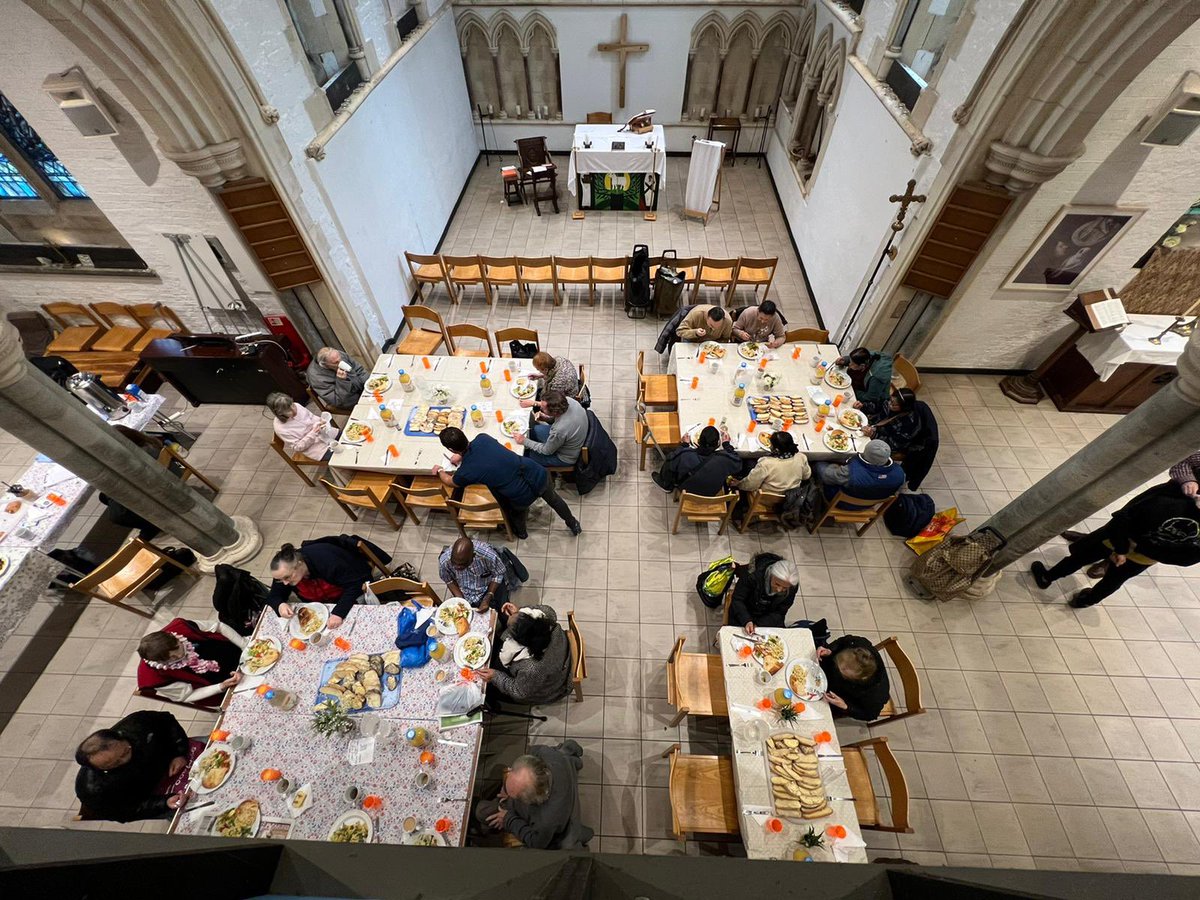 📦We are open every Wednesday for food parcels from 12.30 to 2.30pm

🥗🥙And open every Thursday from 12.00 to 2.00pm for sit down meals for everyone in the community – no referral needed.

📍 Christ Church, Willesden Lane, NW6 

#StLaurencesNW6 #LaurencesLarder