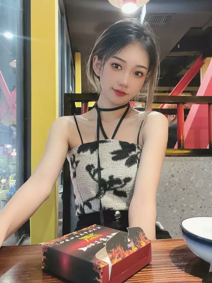 AJ369A's tweet photo. 圈内粉丝投稿
坐标 辽源 西安
报名私
姐姐有缝还不小，有填的满的人吗 https://t.co/pVe6OhpCHU