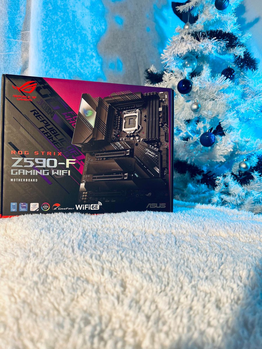 SharkyTwitch's tweet photo. 🎁Jour 20 du #calendriersharky🎄

Gagne la Carte Mère Z590-F de chez Asus ROG !🖲️

Pour participer :
-Follow @SharkyTwitch
-Like et Retweet

Augmente tes chances de gagner en participant aussi sur Insta : JLSharky (lien en bio)🍀

T.A.S le 24/12
#Giveaway #Concours #Giveaways https://t.co/93PsgucYPQ