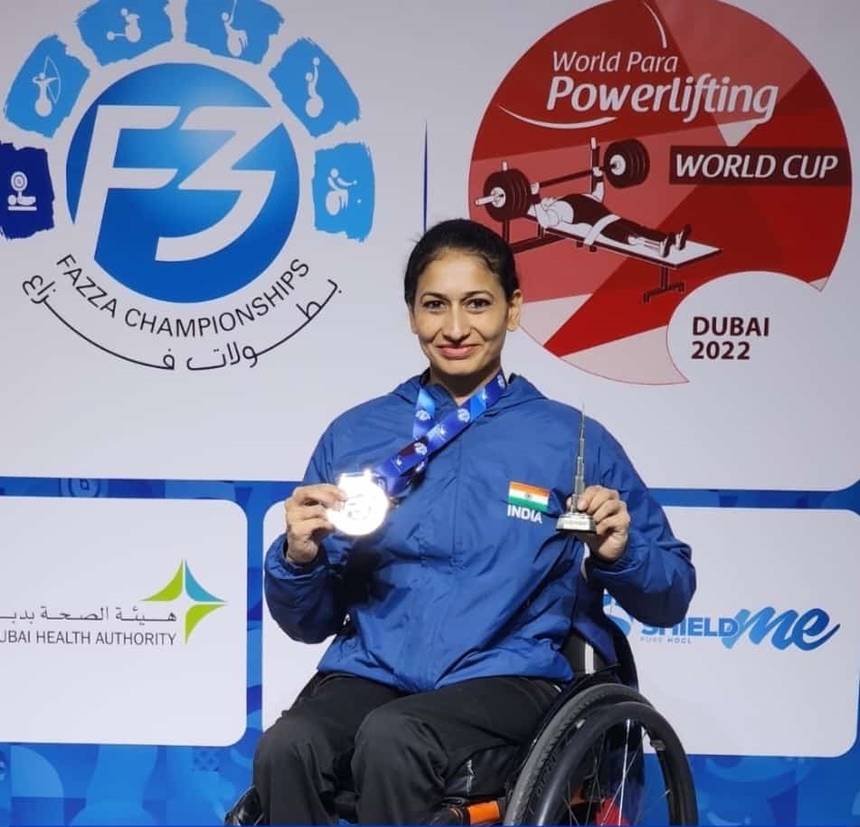 SAI_Gandhinagar's tweet photo. @SAI_Gandhinagar Para Powerlifting Athlete Manpreet Kaur wins a Silver medal at FAZZA Dubai Para Powerlifting World Cup! 
Congratulations Manpreet on your incredible success! 

@Media_SAI https://t.co/nyFWRtakAy