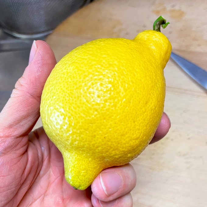 レモンのケーキを焼きました🍋 