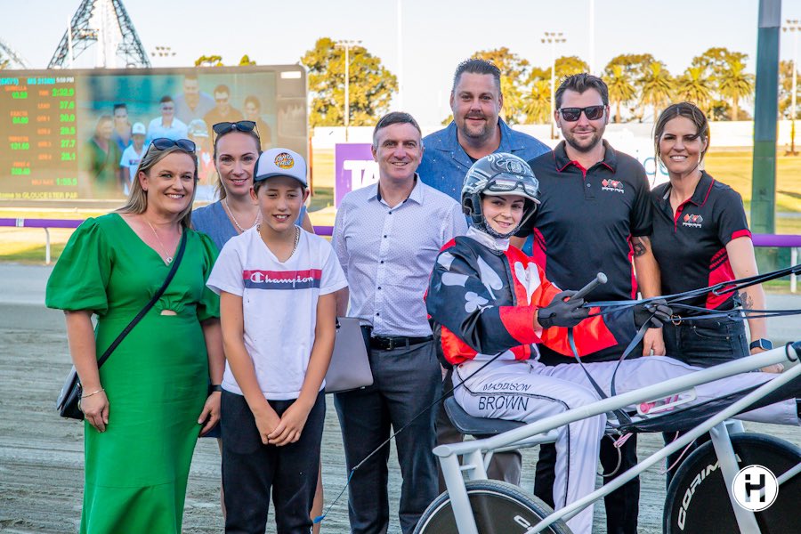 GloucesterPark's tweet photo. Beat City starts the night off the right way for Michael Young Pacing and Maddison Brown…
#TheTrotsWA | 📸: @_HamiltonCC https://t.co/5TfThKvDpb