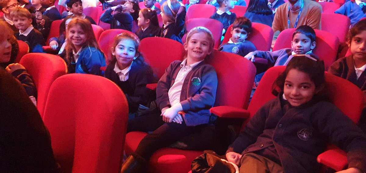 MissAliBF's tweet photo. We are very excited for our special morning! @MissDaniel_BF @HeadBeechfield https://t.co/fVi7jdOfFr