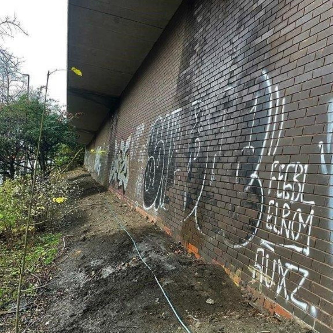 CleanItUK_Group's tweet photo. Graffiti removal on the bridge support columns and station wall elevations to the Byker Viaduct and Byker metro station on behalf of Nexus completed ✅

Great result and great job by our Clean It team!

#cleanitukgroup #graffitiremoval #cleanup #work #vandalism https://t.co/UuazIPJZXL