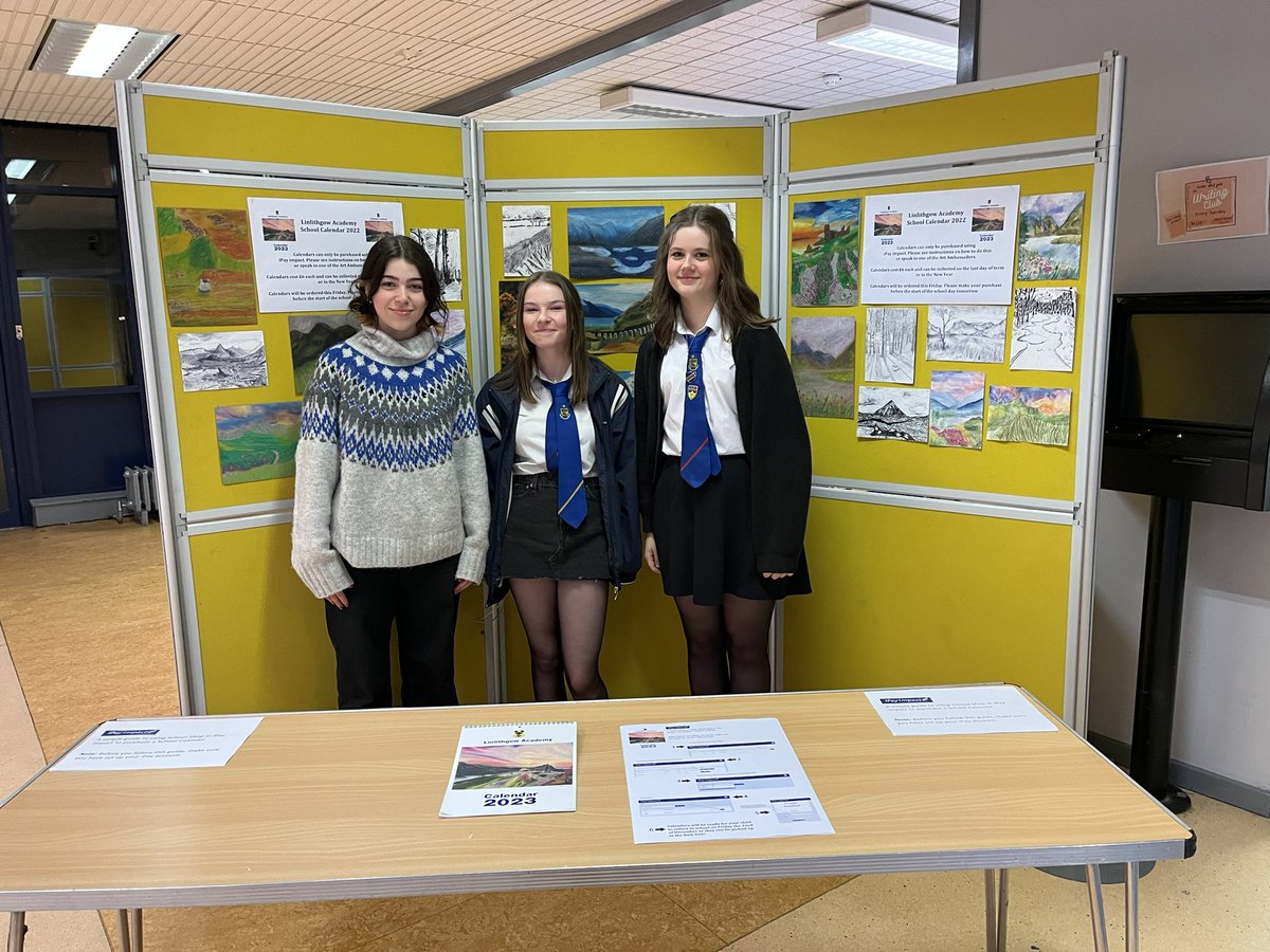 A big shout out to Senior Pupils who manned the Art and Design display showing students incredible pieces of artwork used for the S3 Calendar! <a href="/LA_Artdept/">Linlithgow Academy Art Dept</a> <a href="/Linlithgow_Acad/">Linlithgow Academy</a>