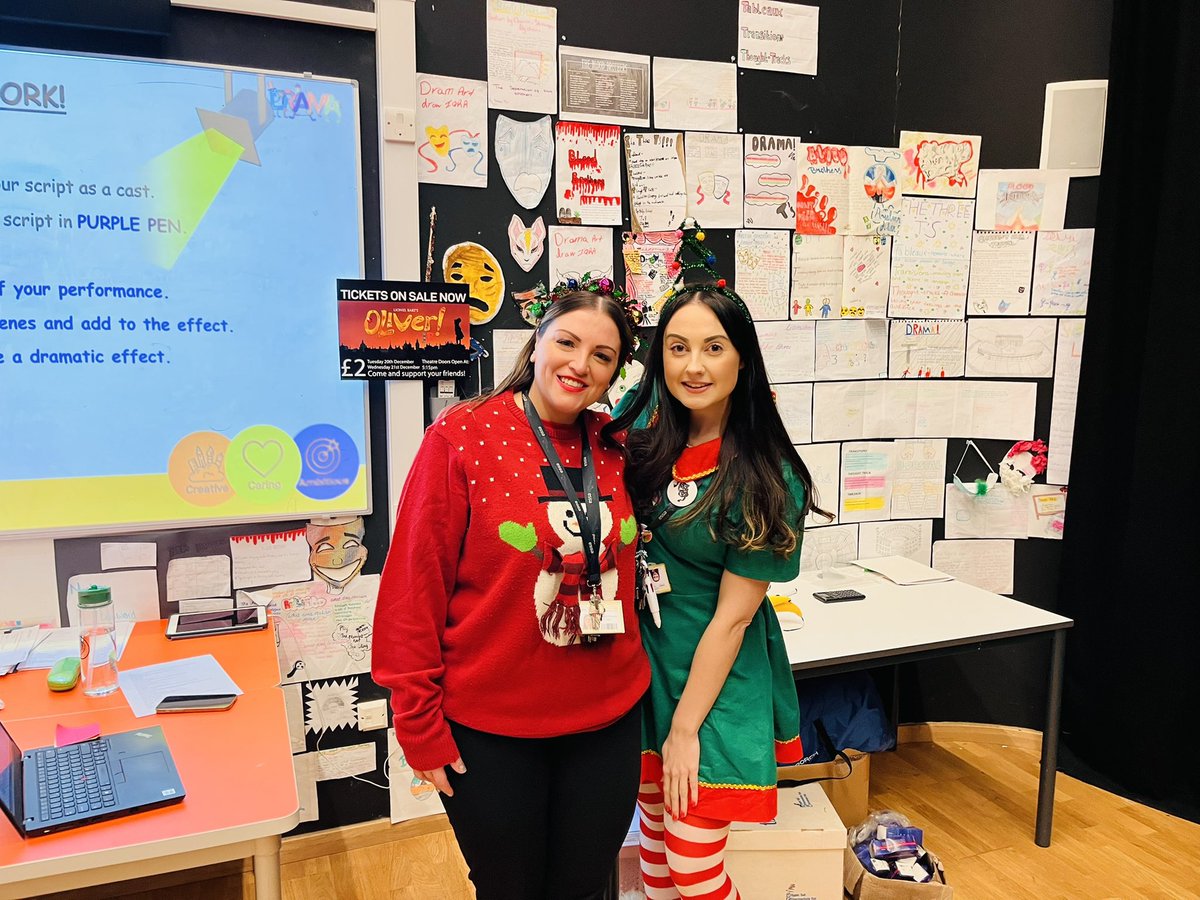 MissOconnor87's tweet photo. Lot’s of happy staff @EssaAcademy #ChristmasDinnerDay #ChristmasJumperDay https://t.co/U1mf55Uxuw