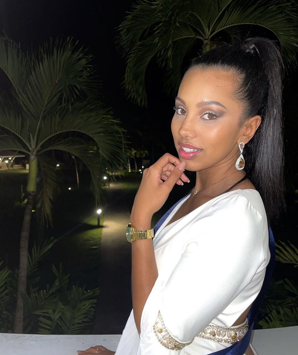 shaay_bk's tweet photo. 26. Miss RÉUNION - Marion Marimoutou https://t.co/braIzpcLLy