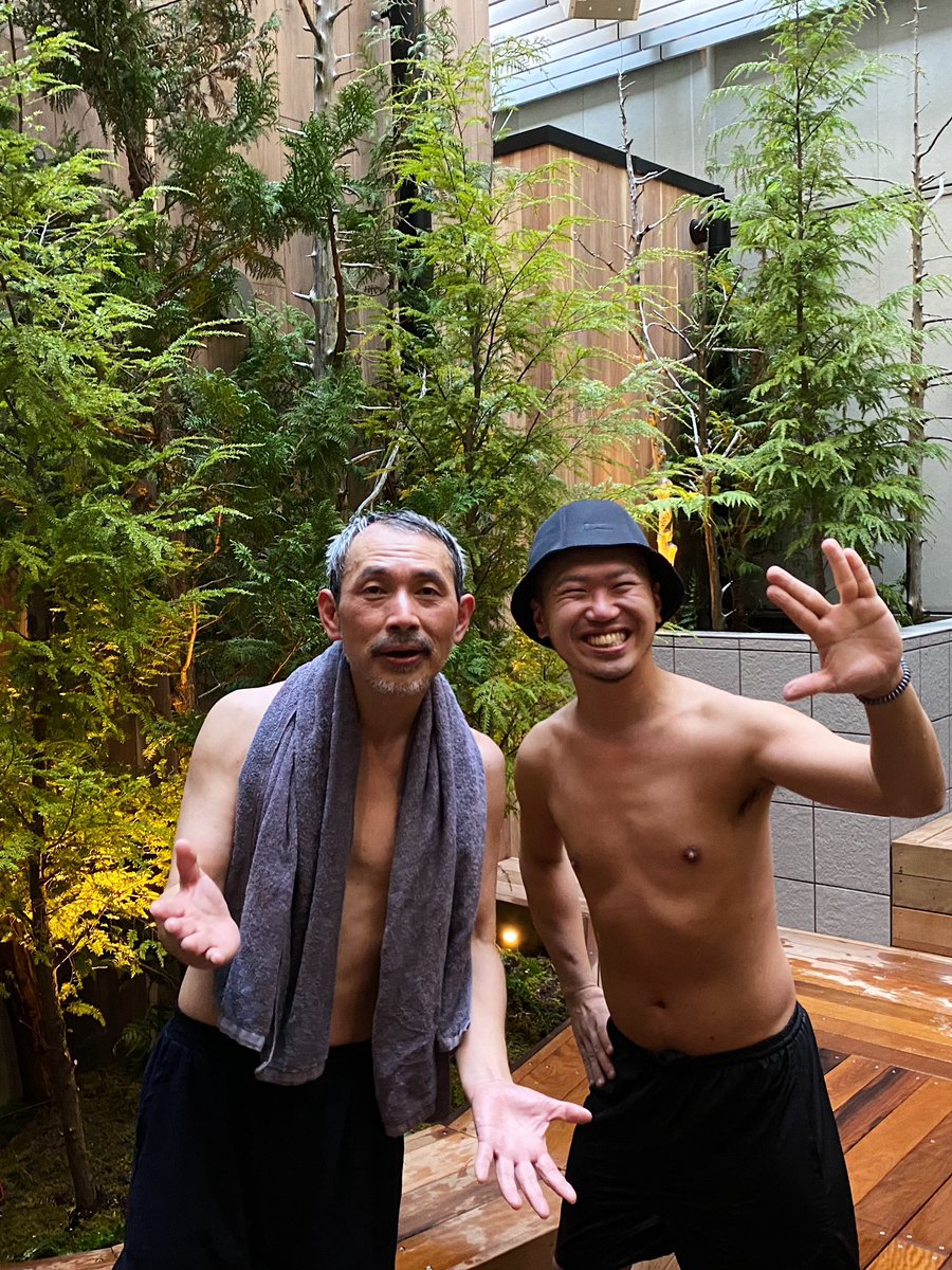 SaunaCamp's tweet photo. 渋谷 SAUNAS 🧖‍♂️🔈

ロウリュの音も最大限に楽しめるように、サウンドサウナの遮熱板はスピーカー屋さんに特注してつくってもらったと…！

今までにないものをつくったるぞというガチ熱意を感じるエピソード〜🤤🤤✨✨ https://t.co/JeKW45er11