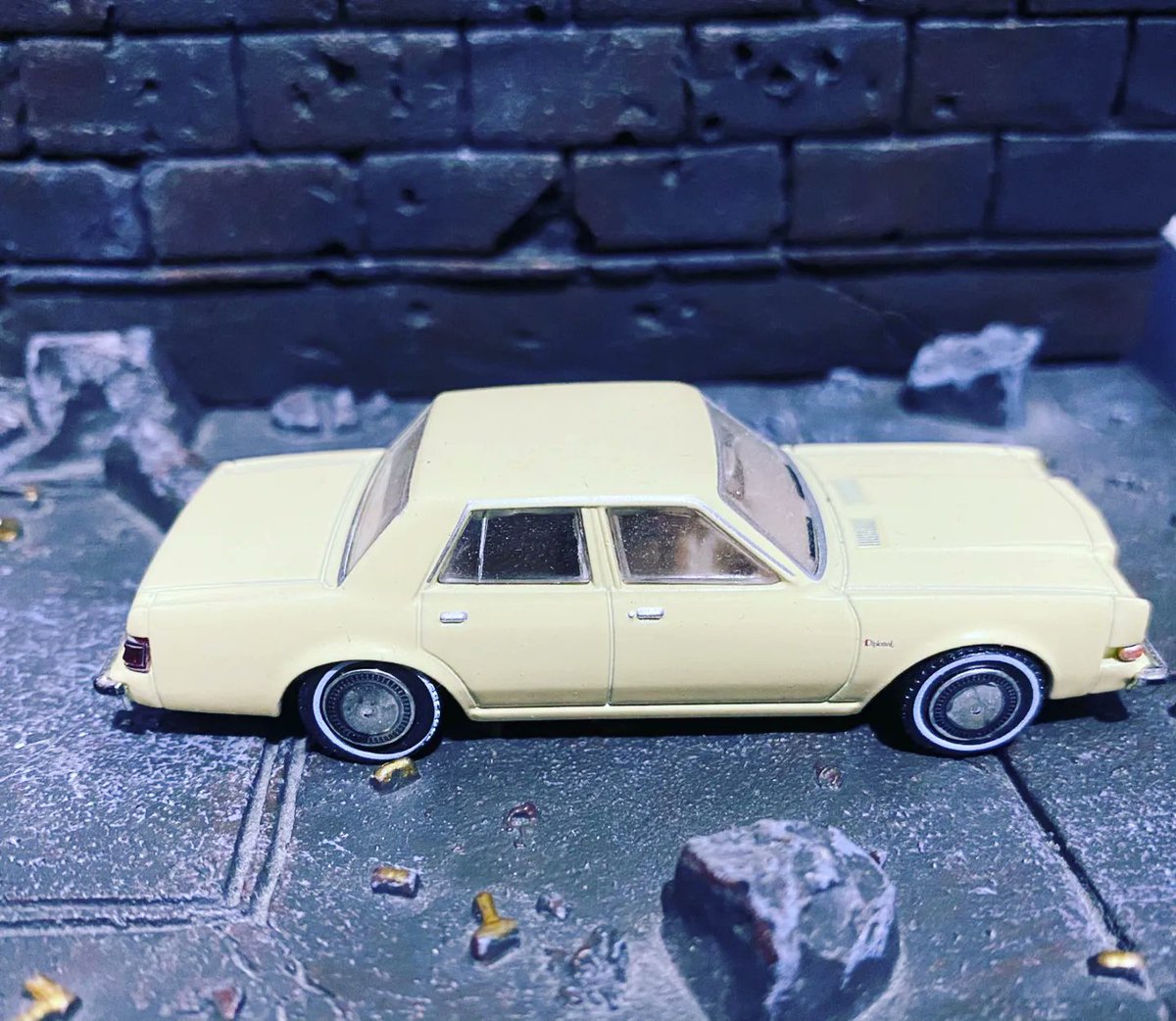 peterparkercoll's tweet photo. Dodge Volare de la vida real VS mi Dodge Diplomat de Greenlight.

#dodgevolare
#dodge
#dodgediplomat

@dodgeofficial @chrysler @officialmopar https://t.co/S72qEzE6WR