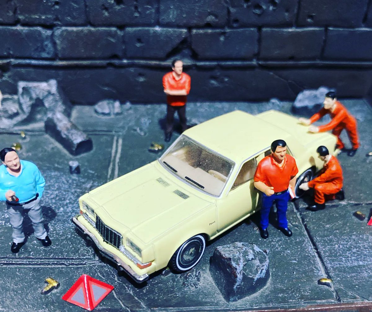 peterparkercoll's tweet photo. Dodge Volare de la vida real VS mi Dodge Diplomat de Greenlight.

#dodgevolare
#dodge
#dodgediplomat

@dodgeofficial @chrysler @officialmopar https://t.co/S72qEzE6WR
