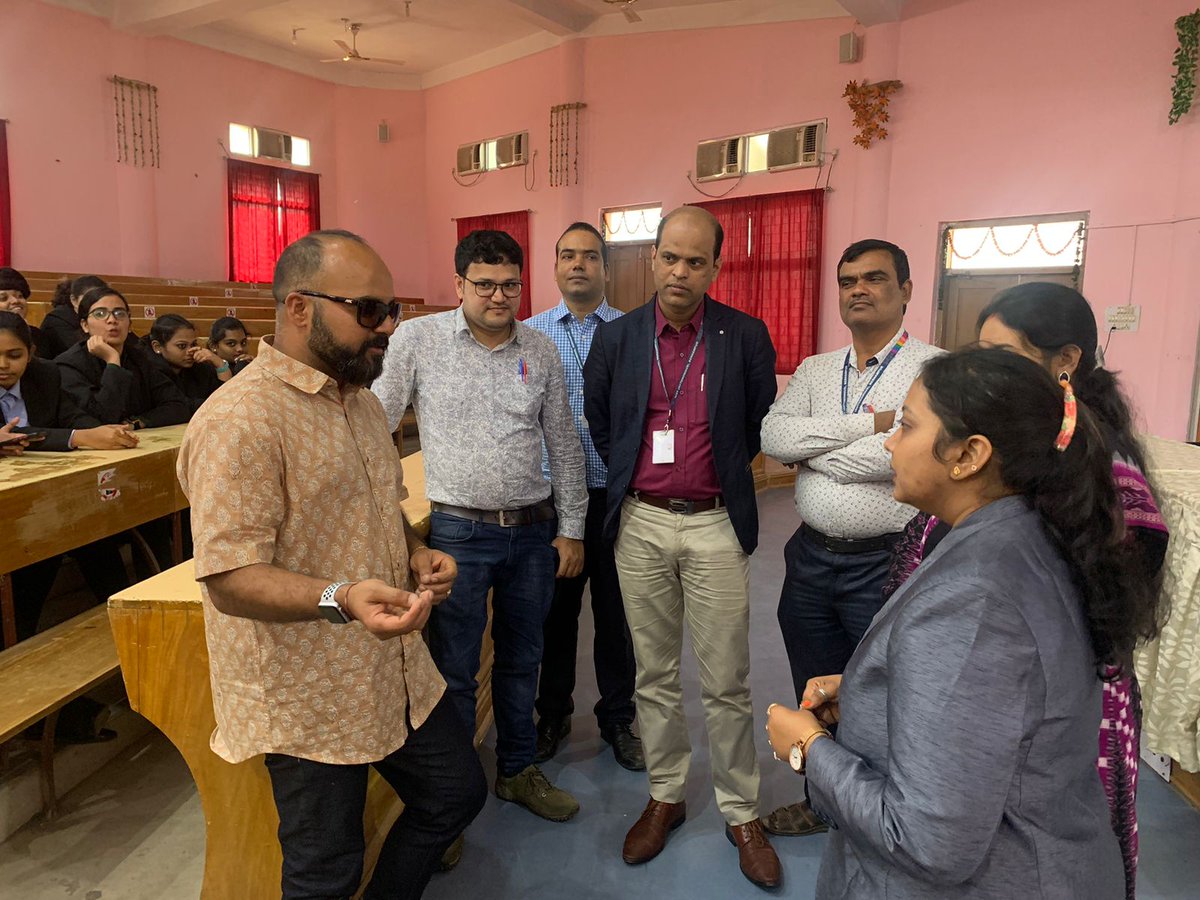 Mr. Sudeep Misra, a 2001-2005 batch IT #alumnus currently working at ServiceNow as a Director (Global Marketing), delivered a talk on How to Excel at work and advised some tips and tricks for #professionalsuccess. 

#alumnitalk #marketing #MBA #NIST #nistberhampur #thenistian