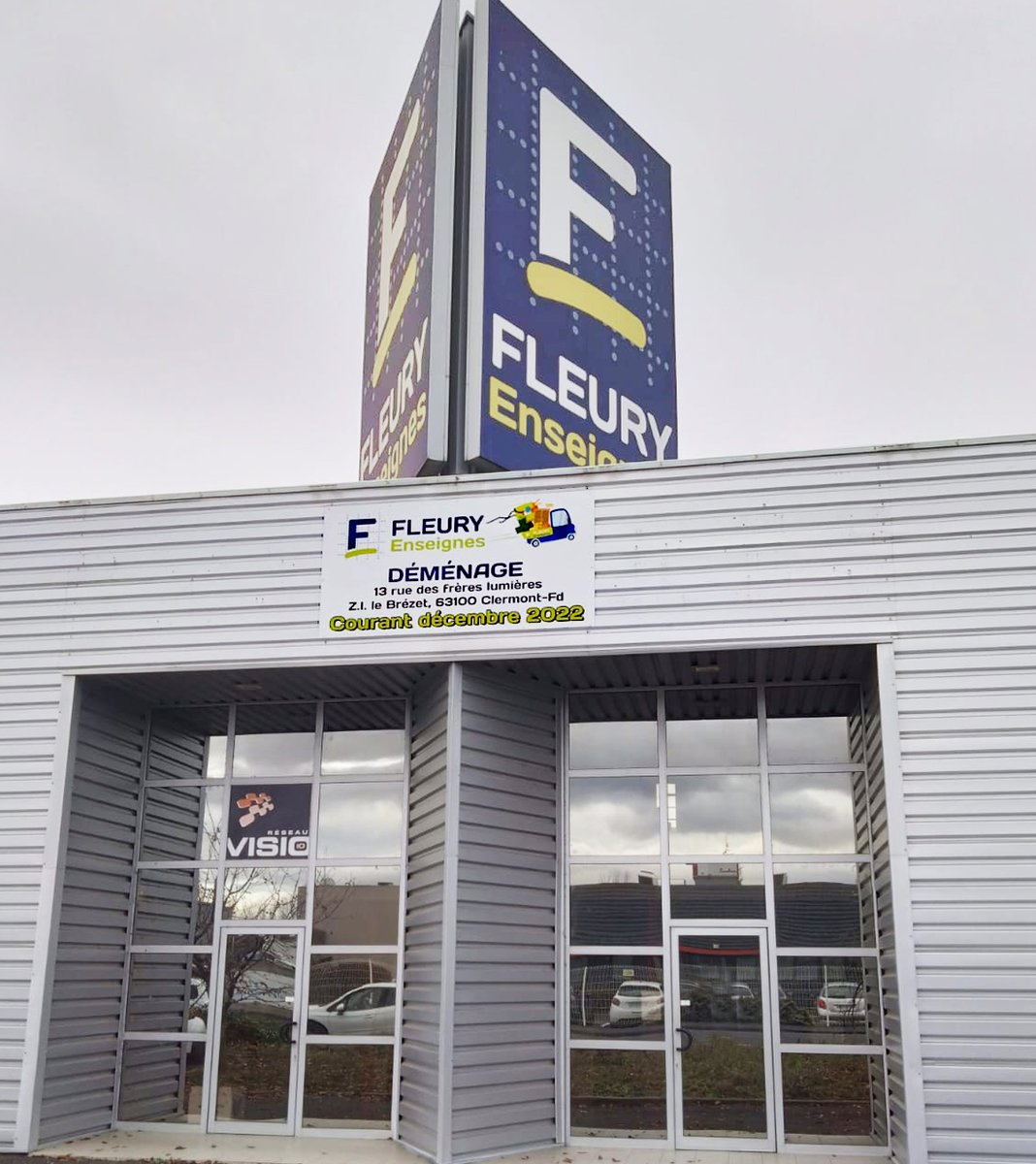 FleuryEnseignes's tweet image. Fleury Enseignes bouge et ça déménage !

Une belle page qui se tourne, une autre qui commence.

Retrouvez-nous prochainement 13 rue des frères Lumières, ZI le Brézet, 63100 Clermont-Ferrand

#demenagement #fleuryenseignes #lebrezet #zi #transfert