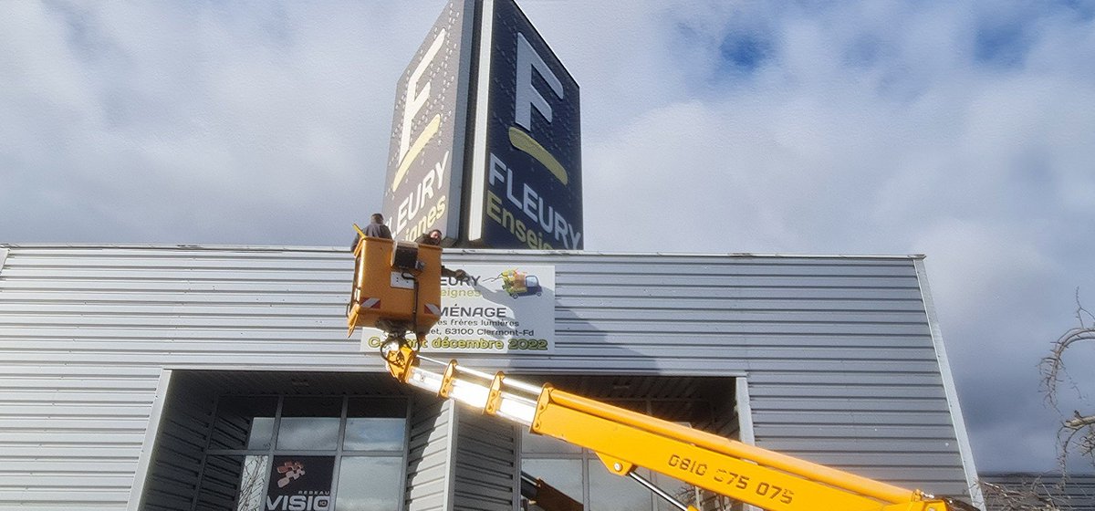 FleuryEnseignes's tweet image. Fleury Enseignes bouge et ça déménage !

Une belle page qui se tourne, une autre qui commence.

Retrouvez-nous prochainement 13 rue des frères Lumières, ZI le Brézet, 63100 Clermont-Ferrand

#demenagement #fleuryenseignes #lebrezet #zi #transfert