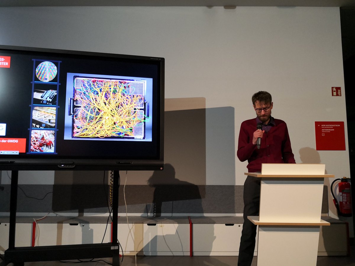 Christoph Bleidorn tweet media