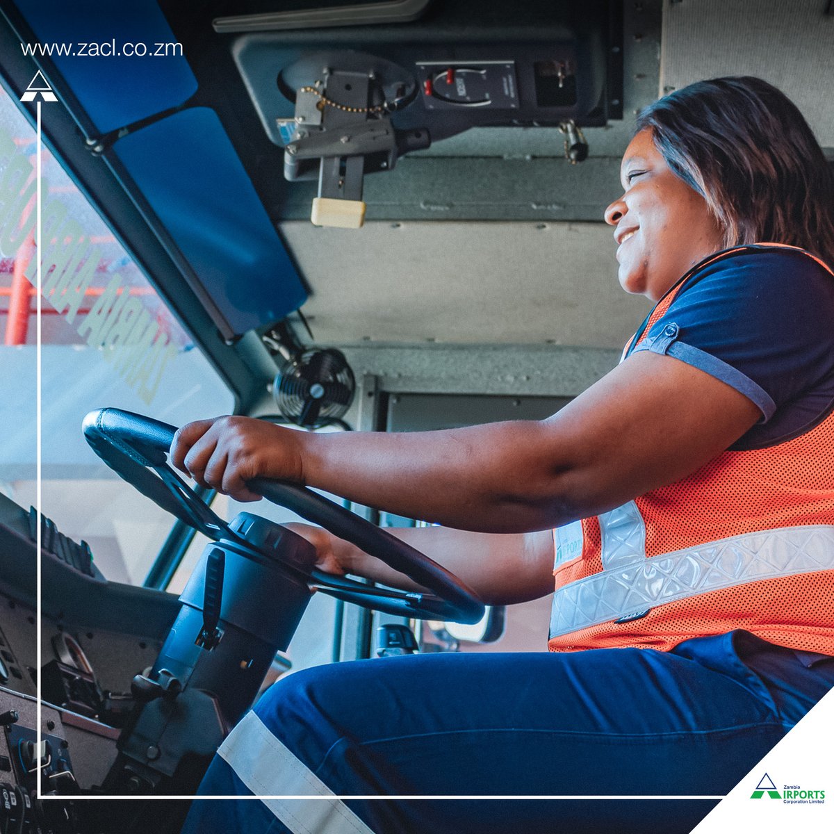 ZambiaAirports's tweet photo. Happy team = Efficient team 💪🏾
Team #ZACL is prepared to aid your safe transit through the #GatewayToPossibilities
#KeepFlying https://t.co/2pz4kEqqZu